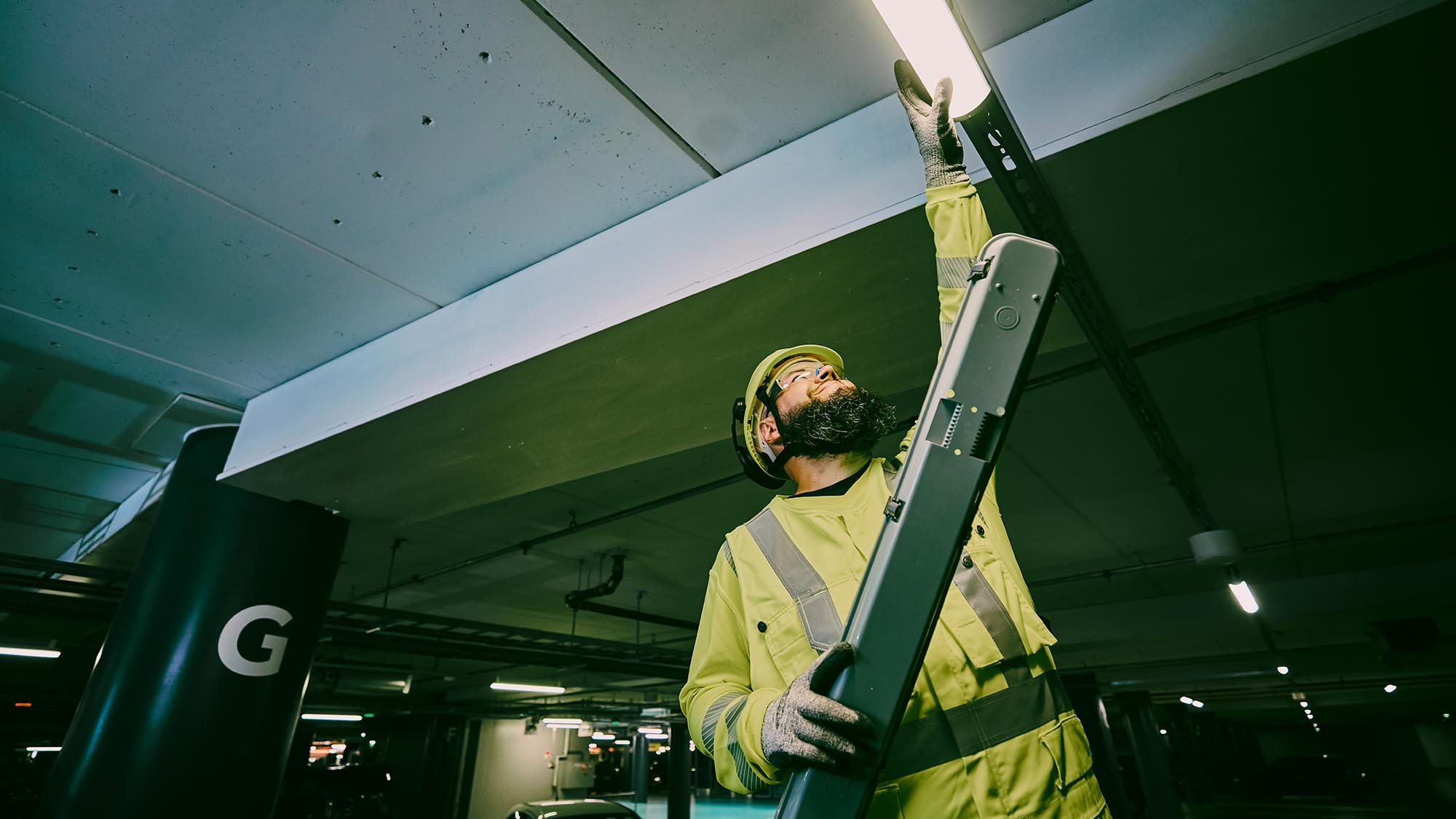 <span id="hs_cos_wrapper_name" class="hs_cos_wrapper hs_cos_wrapper_meta_field hs_cos_wrapper_type_text" style="" data-hs-cos-general-type="meta_field" data-hs-cos-type="text" >Jernhusen tar nästa steg mot fastighetsdrift i toppklass</span>